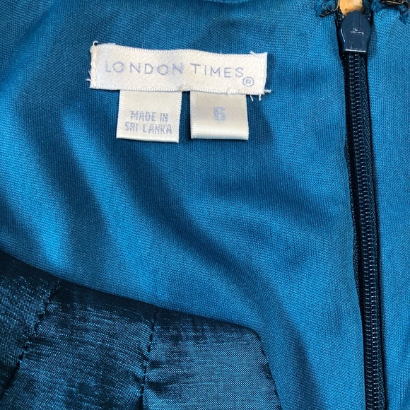 Cocktail dress - Picture 3 of 3